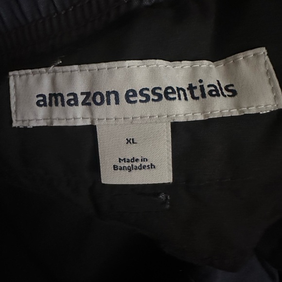 3 pair men’s XL Amazon Basics Khaki shorts -never worn - Picture 4 of 11